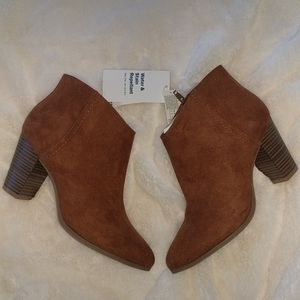 NWT Old Navy Ankle Booties